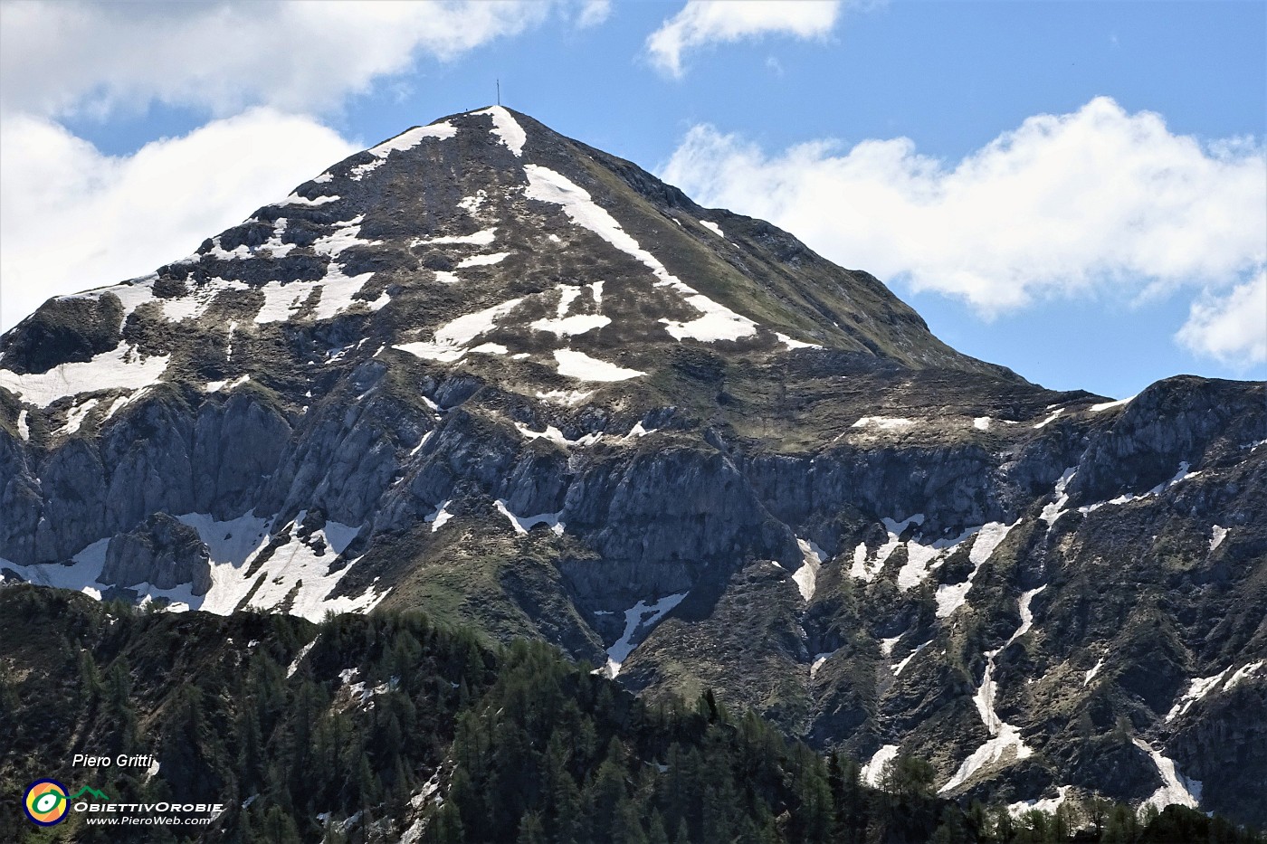 26 Zoom sul Monte Cavallo.JPG -                                